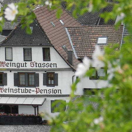 Weingut Stassen Hotel Oberheimbach Екстериор снимка
