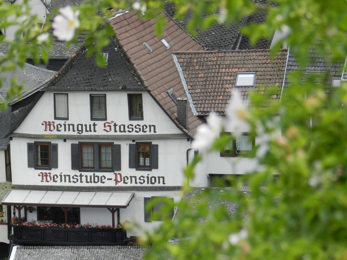 Weingut Stassen Hotel Oberheimbach Екстериор снимка