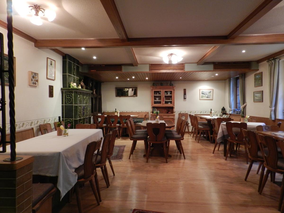 Weingut Stassen Hotel Oberheimbach Екстериор снимка